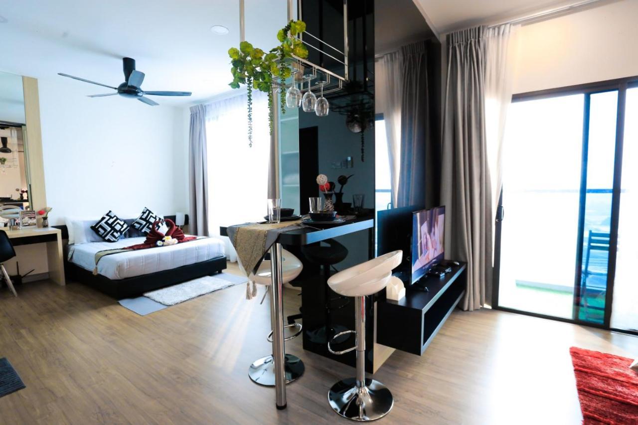 Mlh Deluxe Studio Suites @ Landmark Residence 체라스 외부 사진