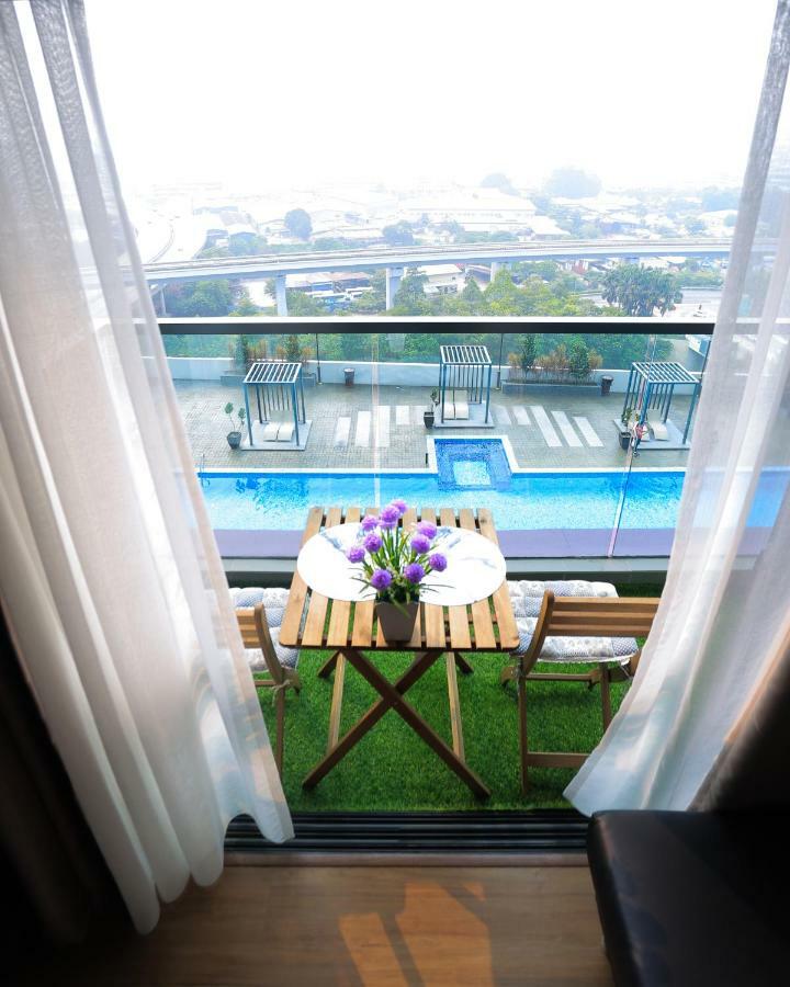 Mlh Deluxe Studio Suites @ Landmark Residence 체라스 외부 사진