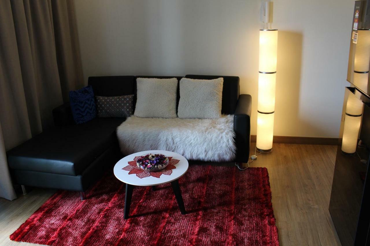Mlh Deluxe Studio Suites @ Landmark Residence 체라스 외부 사진
