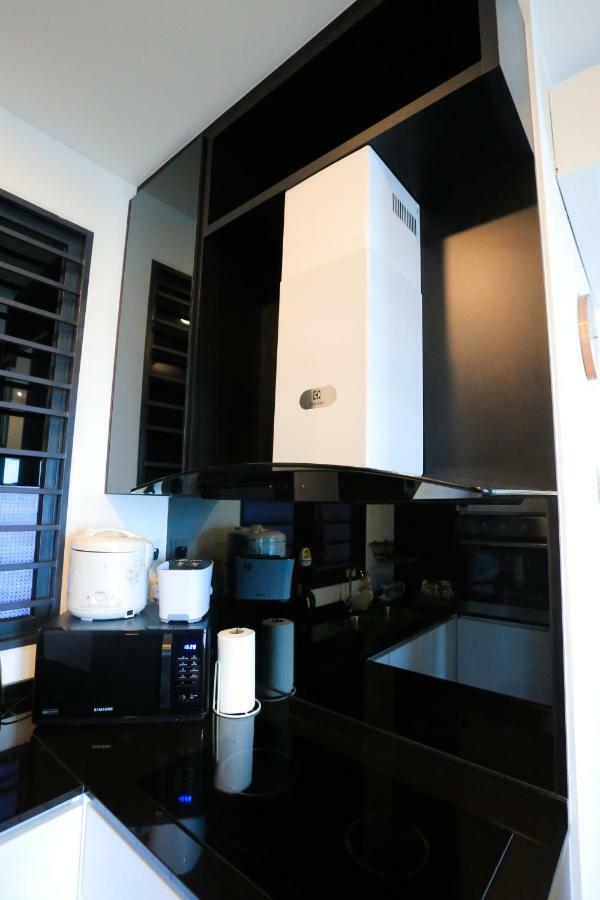 Mlh Deluxe Studio Suites @ Landmark Residence 체라스 외부 사진