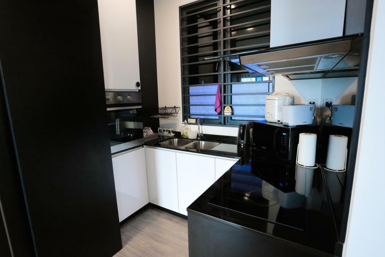 Mlh Deluxe Studio Suites @ Landmark Residence 체라스 외부 사진