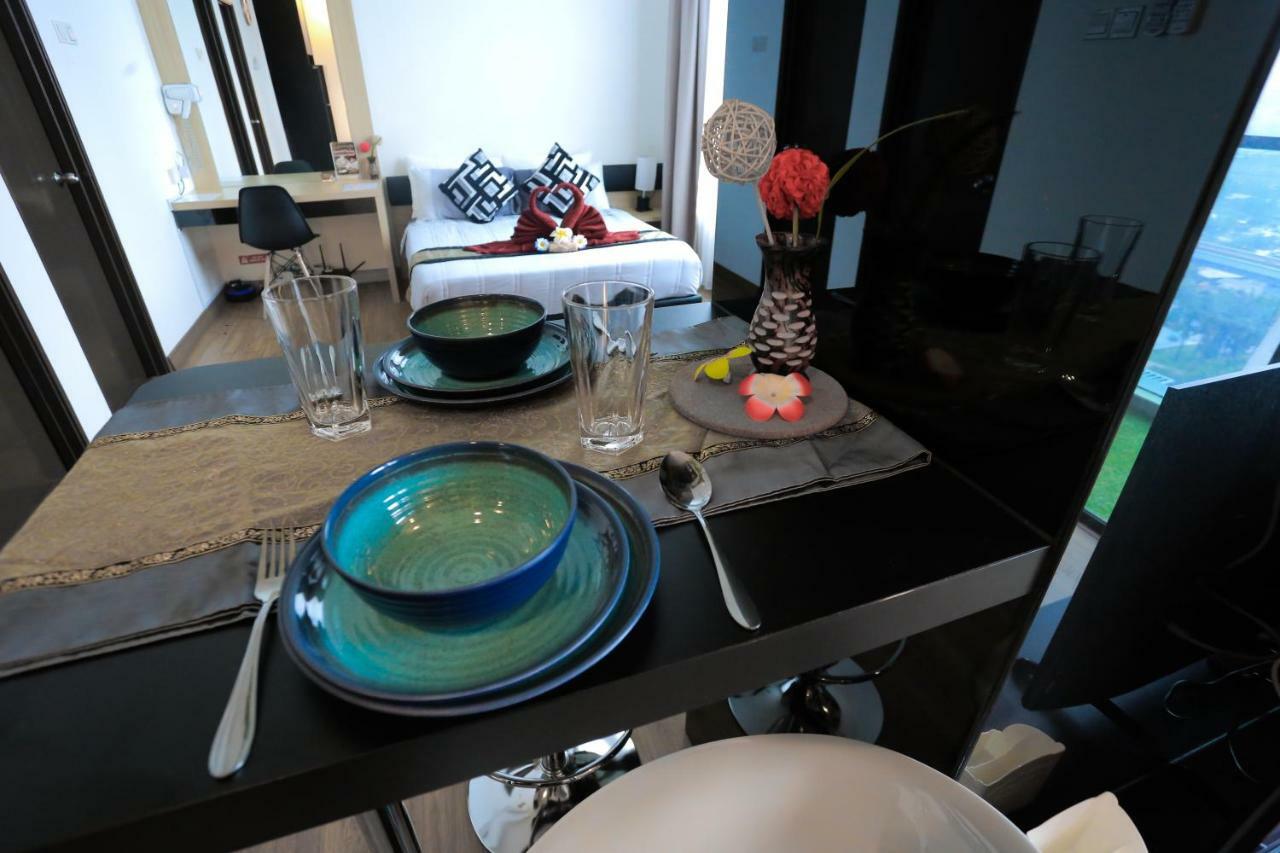 Mlh Deluxe Studio Suites @ Landmark Residence 체라스 외부 사진